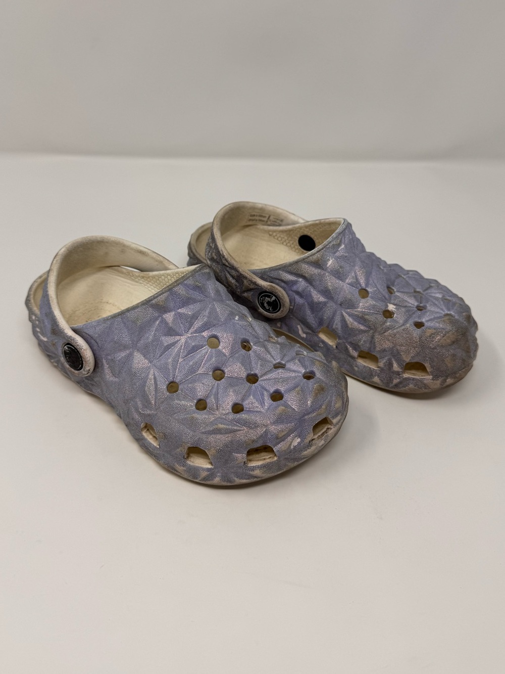 Crocs Kids Glitter Clogs. Size C11, crystal gem prism slide on shoe comfy play